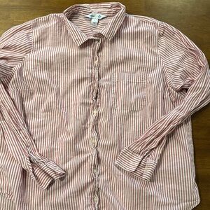 Old Navy Pink and White Button Down Shirt